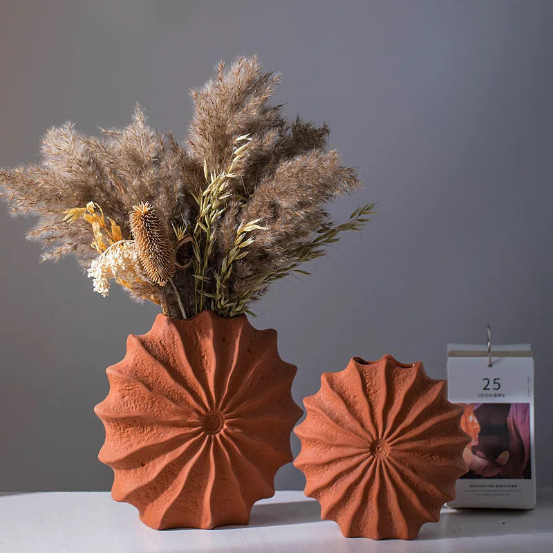 Red Ceramic Nordic High-End Decoration Vase with a Sense of Luxury and High Aesthetic Value